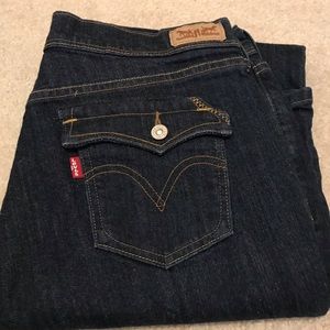 NWOT Levi’s 515 Bootcut size 10M